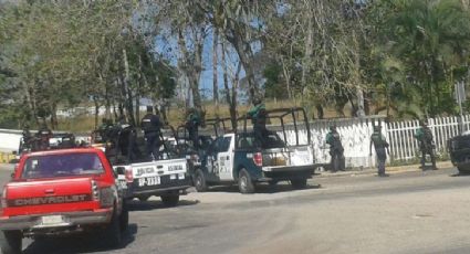 Evacuan oficina de Pemex en Agua Dulce, Veracruz ante amenaza de saqueo