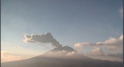 Volcán Popocatépetl emite exhalación de mil 500 metros de altura (VIDEO)