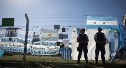 Posible explosión del submarino argentino genera reclamos de familiares