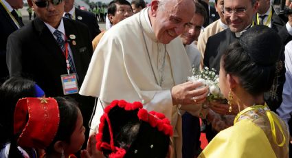 Papa Francisco llega a Myanmar (VIDEO)