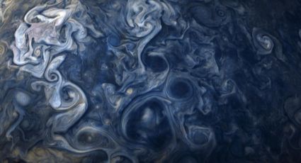 NASA presenta fotografías de Júpiter en color azul