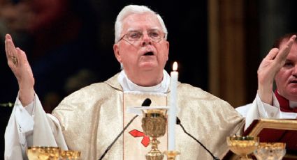 Cardenal Francis Law acusado de encubrir pederastas fallece en Roma