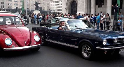 Autos clásicos llegan a la UNAM