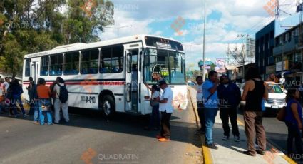 CNTE mantiene bloqueo frente a instalaciones del IEEPO
