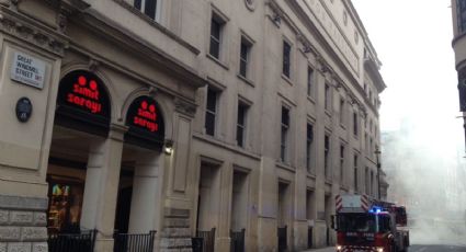 Reportan incendio en edificio de Londres, Reino Unido