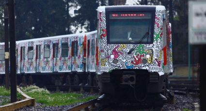 Línea 2 del Metro se convierte en galería móvil con obras del artista Keith Haring