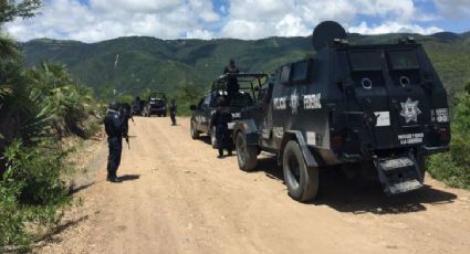 Agreden y retienen a 100 federales durante bloqueo en Guerrero