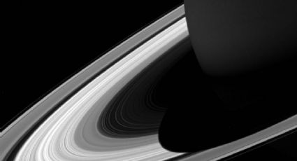 Difunde NASA fotografía de Saturno y sus anillos