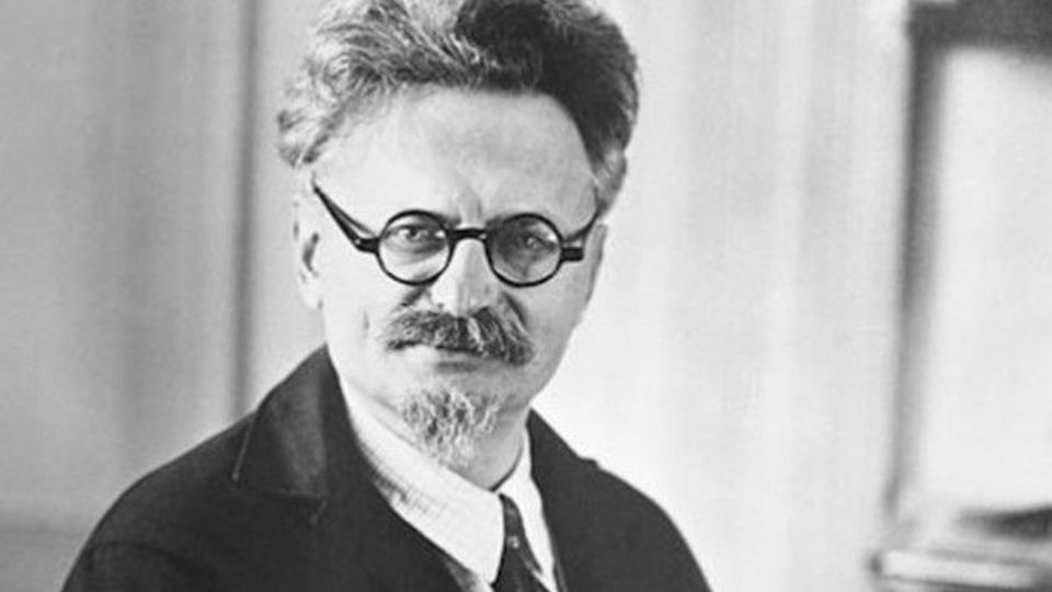 León Trotsky, revolucionario ruso