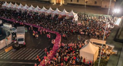 Parten en Zócalo Mega Rosca de Reyes de más de mil 440 metros