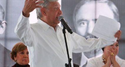 Vamos a modificar la ley para que haya democracia sindical: AMLO 