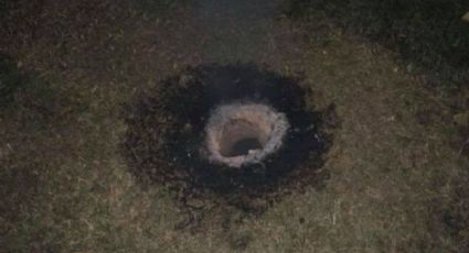 Encuentran agujero en la tierra que arroja fuego 