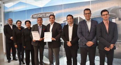 TecNM y Daimler Trucks México firman convenio para vincular a estudiantes con el campo laboral 