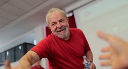 Pide Lula votar por Haddad en comicios como regalo por su cumpleaños