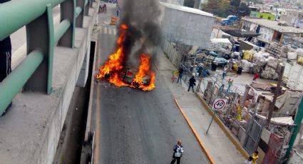 Incendian patrulla tras 14 horas de bloqueos en la México-Pachuca (VIDEO)