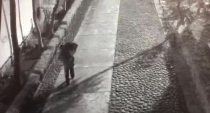 Así abandonó un hombre el cuerpo de Ingrid en Tlatelolco (VIDEO)