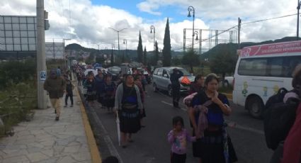 Inicia caravana de indígenas desplazados en Chiapas (FOTOS)