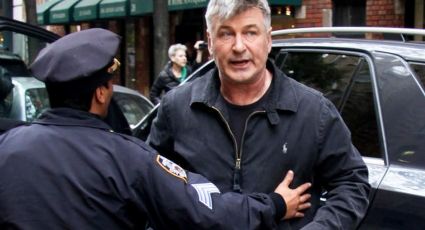 Arrestan a Alec Baldwin por golpear a hombre por un lugar de estacionamiento