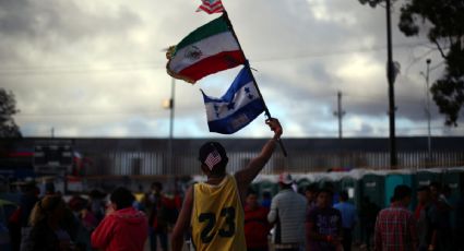 Regresan a sus países casi dos mil migrantes de la caravana