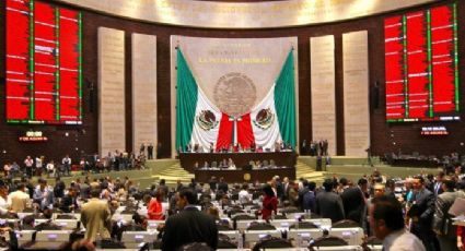 Diputados dejan pendiente consulta y revocación, citan a Congreso para el 1D