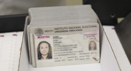 INE perfila cambios en credencial de elector