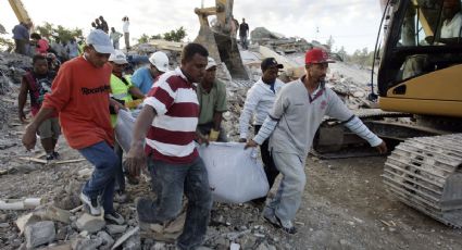 Oxfam condena conducta de empleados que pagaron por sexo tras terremoto en Haití