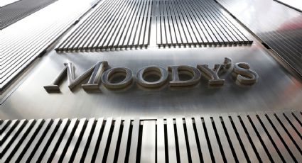 Moody's mejora perspectiva de deuda de Pemex, CFE y el NAICM 