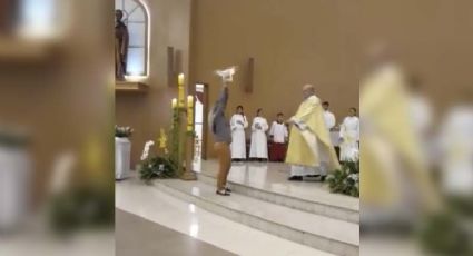 '¡Están jugando con Dios!', dice sacerdote por este acto (VIDEO)