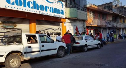 Docentes toman oficinas de la SEG en Chilpancingo