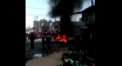 Mototaxistas protestan y causan disturbios en Toluca (VIDEO)