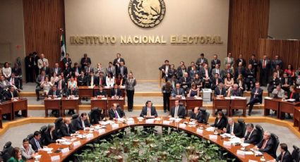 INE admite inconsistencias en guías para envío de votos del extranjero