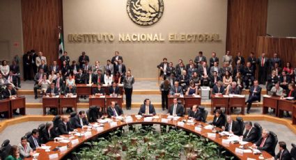 INE inicia investigación por error de guías de votos en el extranjero