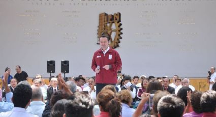 Después de 24 años, un candidato del PRI, Mikel Arriola, entra al IPN (FOTOS)