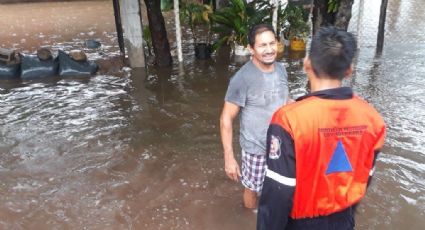 Oleaje alto deja afectaciones en viviendas de Guerrero