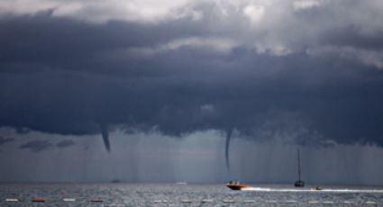 Tornados atemorizan a 2 pescadores en Mar Negro (VIDEO) 