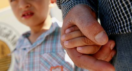 Padres e hijos separados en EEUU sufren agonía y desesperación: ONG (VIDEO)