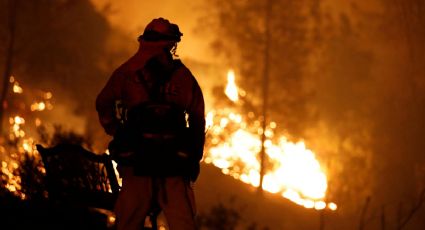 Incendio forestal 'fuera de control' en California (VIDEO)