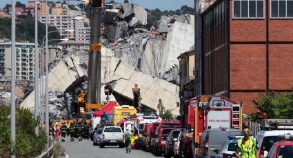 Aumenta a 39 el número de muertos por derrumbe de puente en Italia (VIDEO)