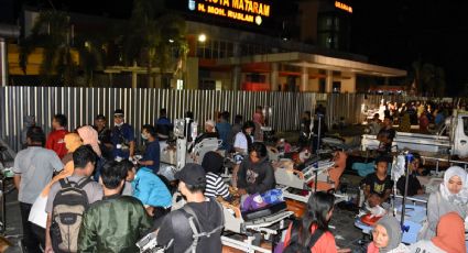 Aumenta a 82 fallecidos por sismo en Indonesia