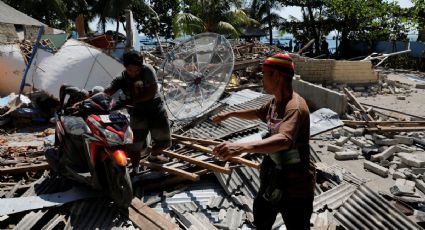Número de muertos sube a 91 por terremoto en Indonesia (VIDEO)