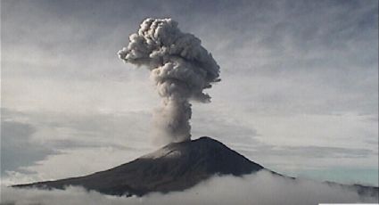 Volcán Popocatépetl emite fumarola de más de dos kilómetros