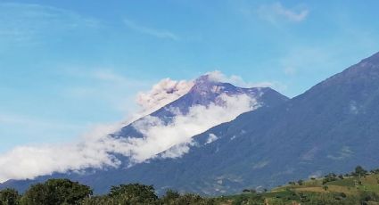 Volcán de Fuego alerta a Guatemala con avalancha y explosiones (VIDEO)