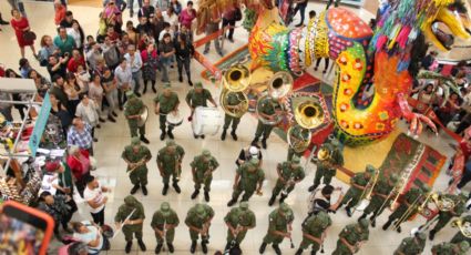 Banda de Música del Ejército sorprende en centro comercial de Morelia (VIDEO)