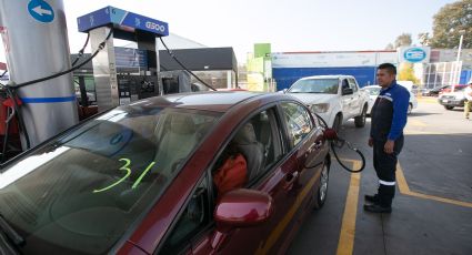 Pánico y filas en gasolineras en Guanajuato, por falsa nota de desabasto de combustible