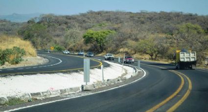 Policía de Morelos pide a automovilistas no parar en parajes solitarios de la México-Cuernavaca