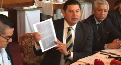 Alejandro Armenta pide presencia de observadores durante encuesta de Morena en Puebla