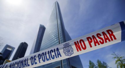 Por amenaza de bomba desalojan rascacielos en Madrid (VIDEO)