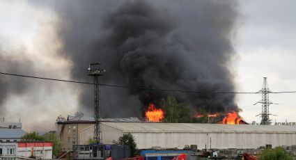Incendio en termoeléctrica rusa deja al menos un muerto y 13 heridos (VIDEO)