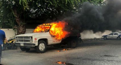 Se incendia pipa al lado del ex Ineban en Acapulco, Guerrero