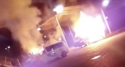 Incendian camionetas de transporte público en Tecámac (VIDEO)
